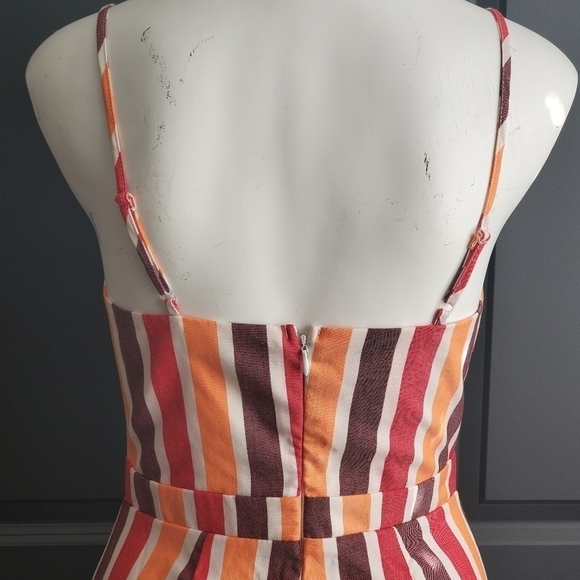 Romeo & Juliet Couture Striped Bow Front Sleeveless Jumpsuit Sz M - Picture 5 of 9